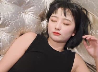 Nhân viên nam đè bà chủ xinh đẹp ra đụ khi say rượu